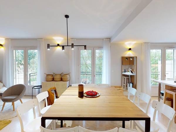 Issy-les-Moulineaux, 27 Bis Rue Claude Bernard,