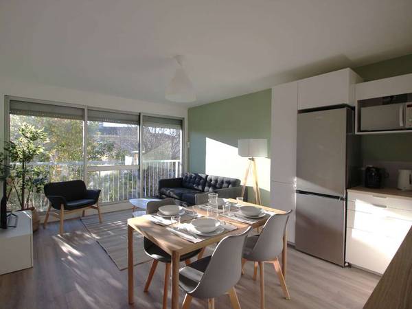 Toulouse, Avenue de Casselardit