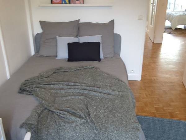 Paris, Rue Roger Bacon
