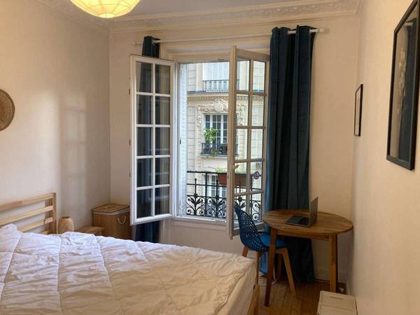 Paris, Avenue Daumesnil
