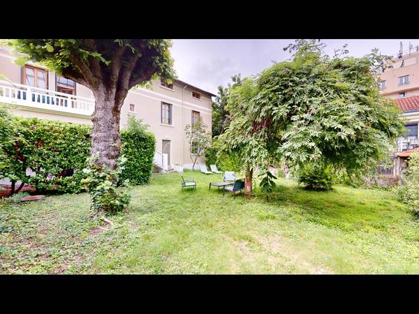 Oullins-Pierre-Bénite, Rue Léon Bourgeois