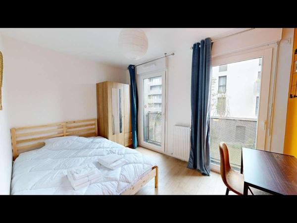 Montreuil, Rue du Sergent Bobillot