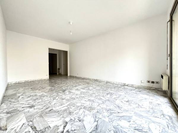 Nice, Rue Jean Canavese 06100 Nice