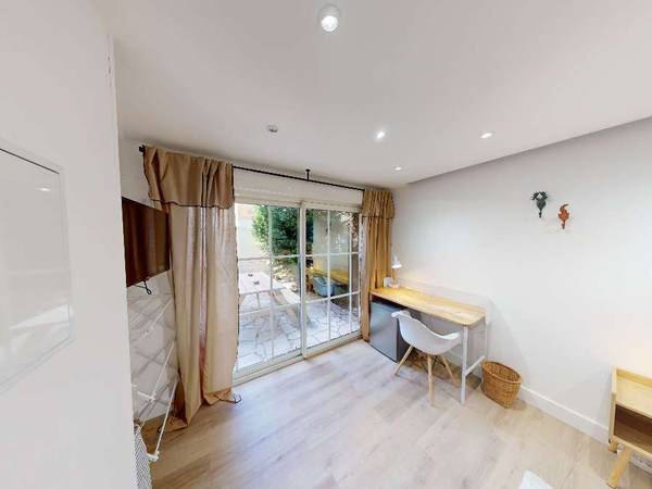 Villeurbanne, Rue Docteur Rollet