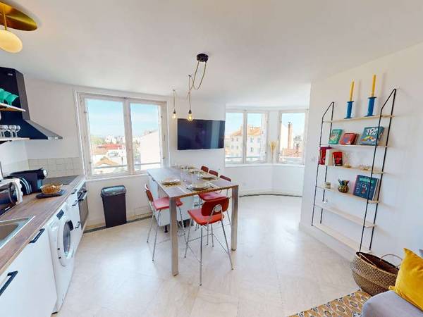 Villeurbanne, Cours Emile Zola