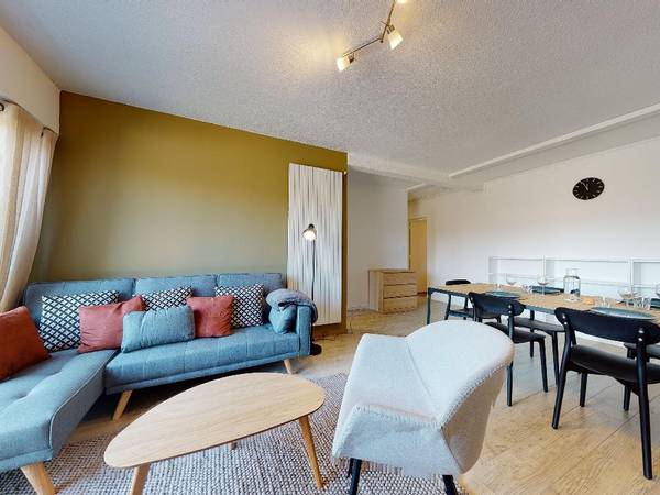 Bordeaux, 37 Rue Morion