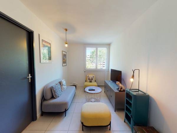 Montpellier, Avenue de Saint Lazare