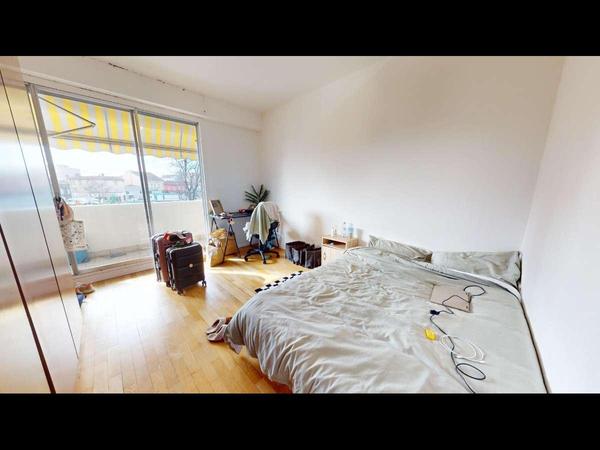 Villeurbanne, Cours Tolstoï