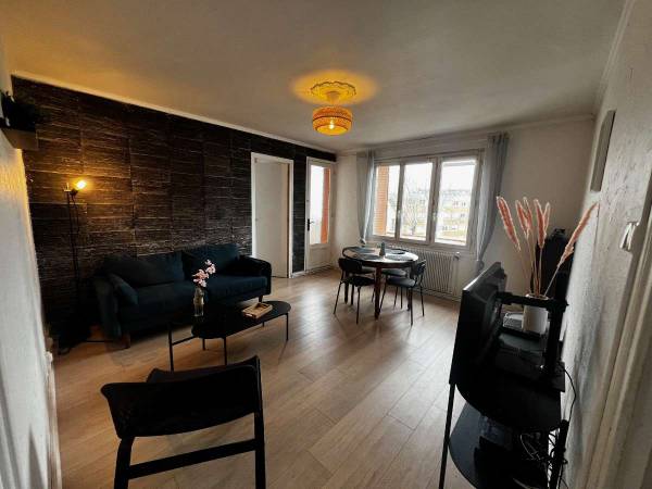 Villeurbanne, Rue Armand