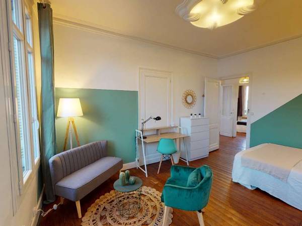 Bordeaux, Rue Charles Monselet