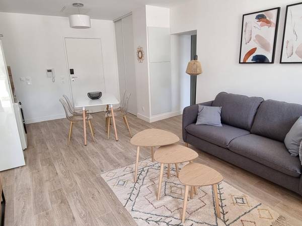 Poitiers, 10 Rue de la Trinité,