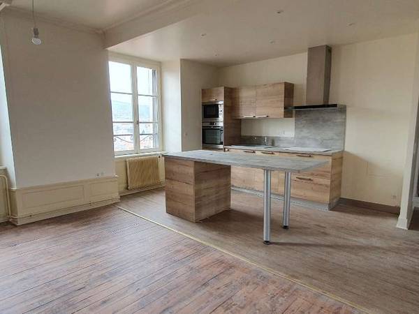 Clermont-Ferrand, Place de la Victoire